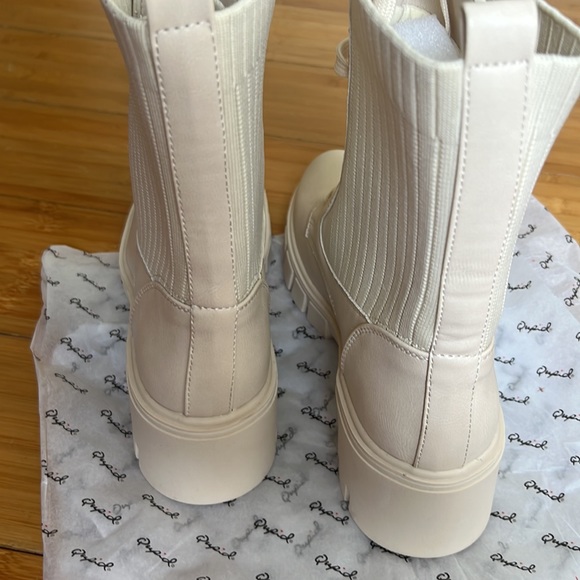 Bone The New Heir Combat Boots size 9 - Picture 8 of 9